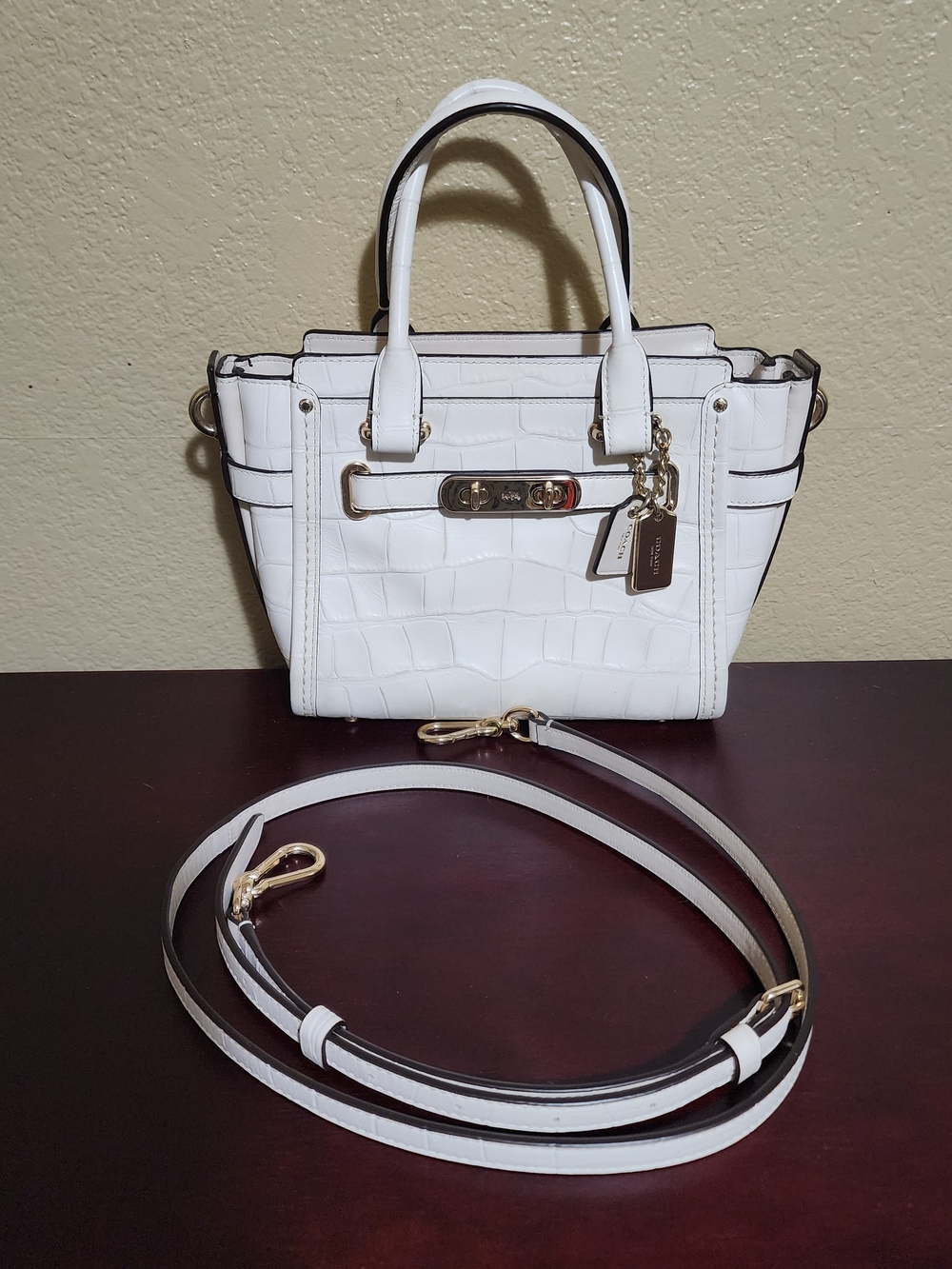 🤍🐊Coach Swagger 20 in Crocodile Embossed White Leather🤍🐊